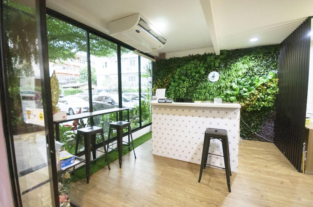 방콕 Baansabai Ramaiv 아파트 호텔 외부 사진
